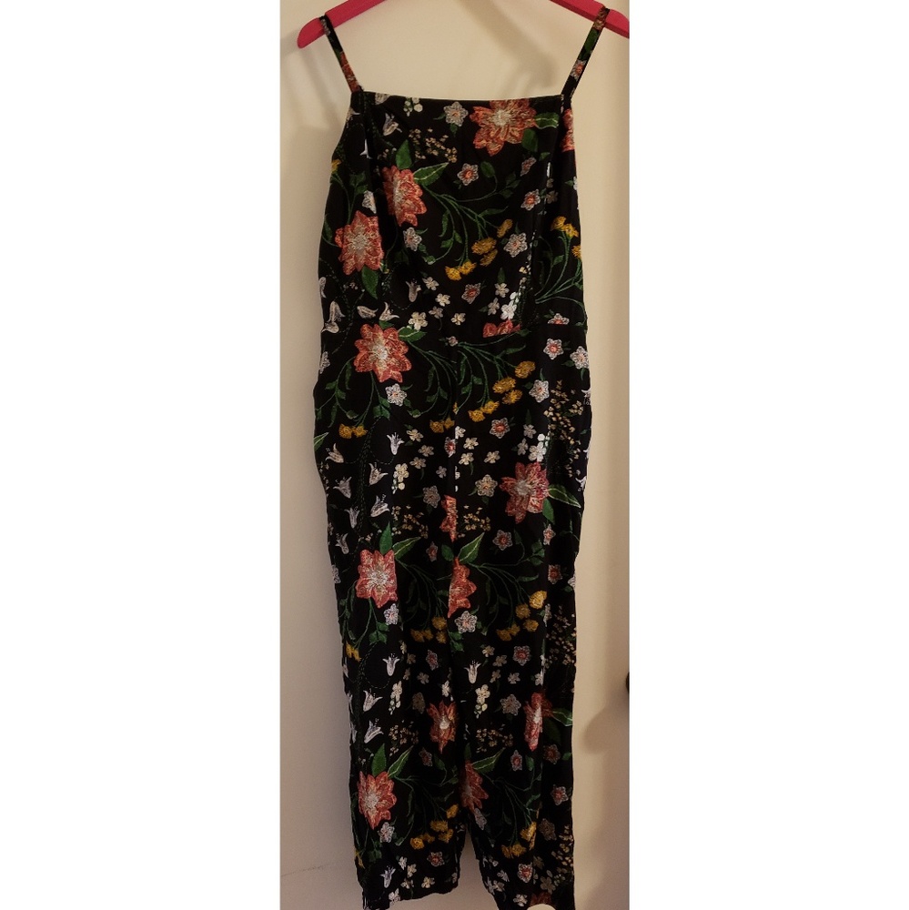 Old navy floral jumpsuit - xl